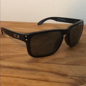 Polarized Oakley Holbrook Sunglasses!